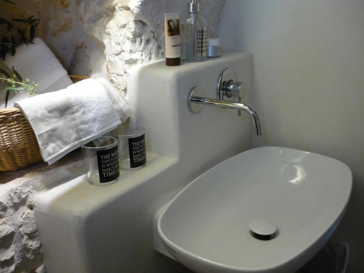 Trullo Amenil Con Piscina Villa San Michele Salentino Buitenkant foto